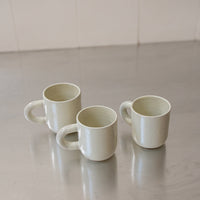 HUGO Mug / creme