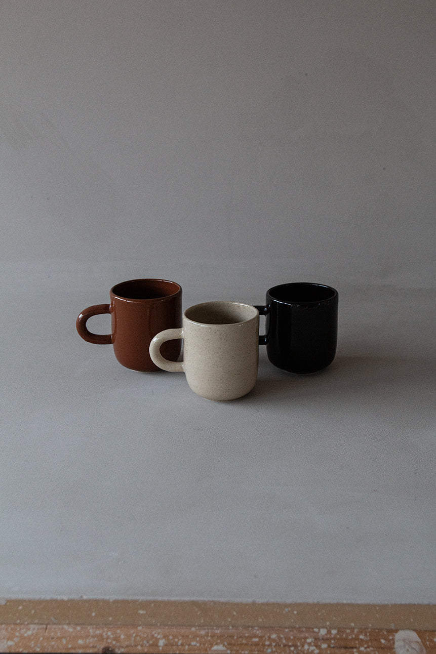 HUGO Mug / Poppy Seed
