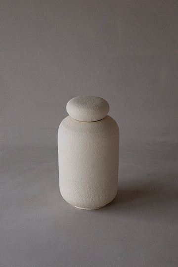 Ghost Vase/Jar 03