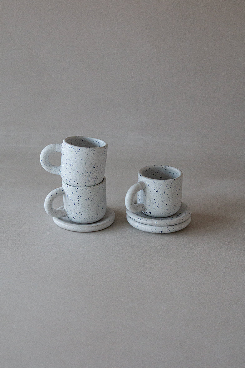 Holly Mug blue/white